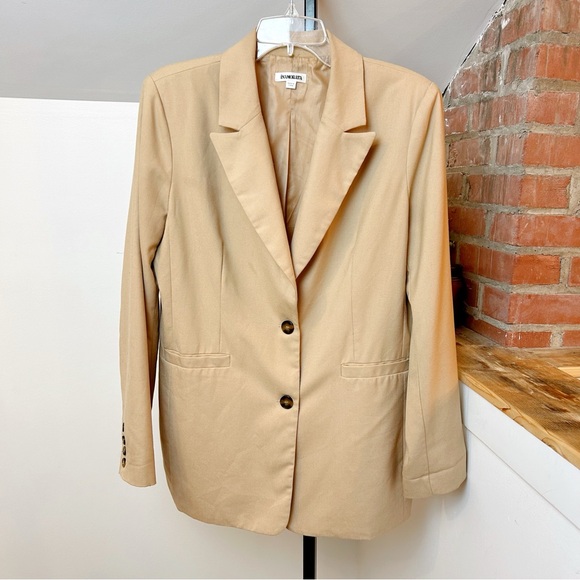 Inamorata Matching Set Los Feliz blazer and Vista skirt both size Medium - Picture 4 of 7